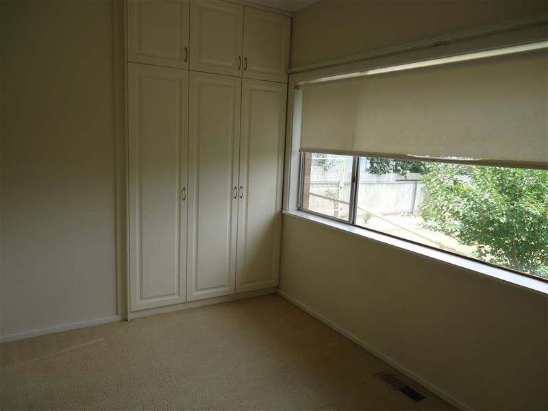 18 Shaw St, Wagga Wagga NSW 2650