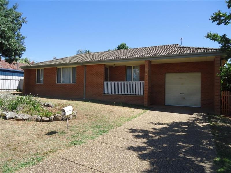 1A Cochrane St, Wagga Wagga NSW 2650