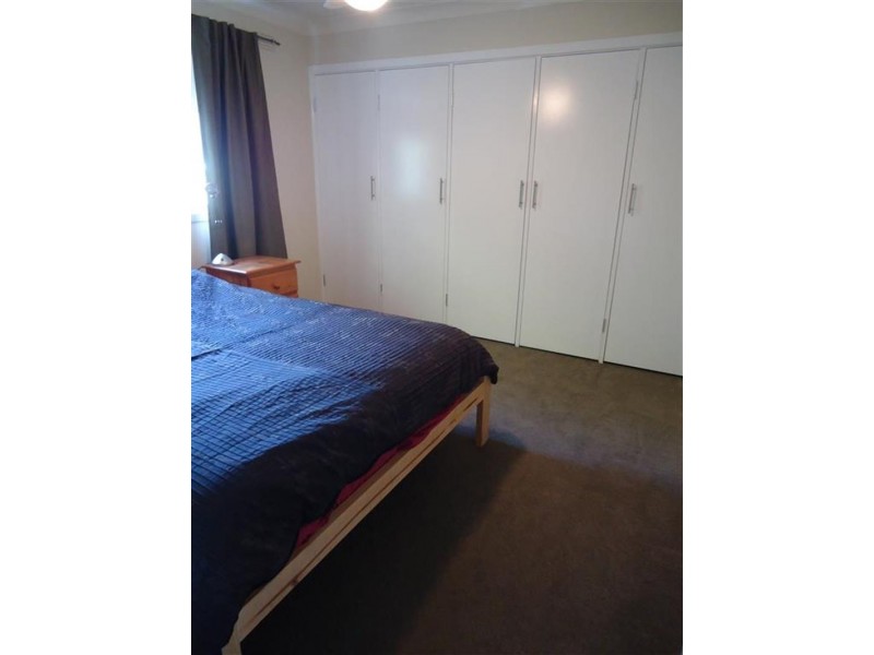 34 Cobb St, Wagga Wagga NSW 2650