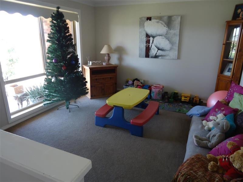 12 Wonkana Rd, Wagga Wagga NSW 2650