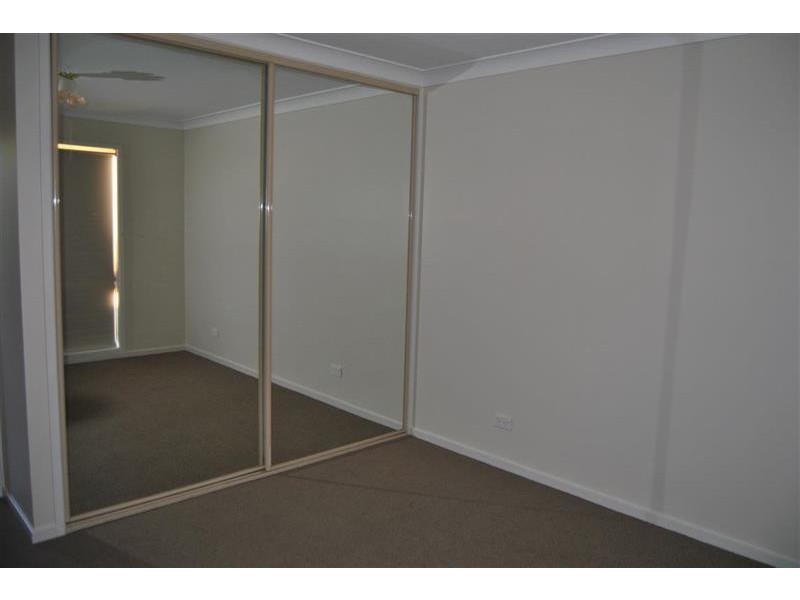 5/34 Lonergan Pl, Wagga Wagga NSW 2650