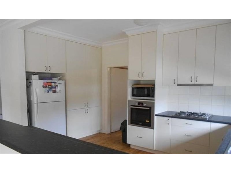 34 Copland St, Wagga Wagga NSW 2650