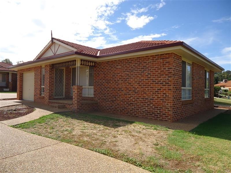 1/8 Malebo Pl, Wagga Wagga NSW 2650