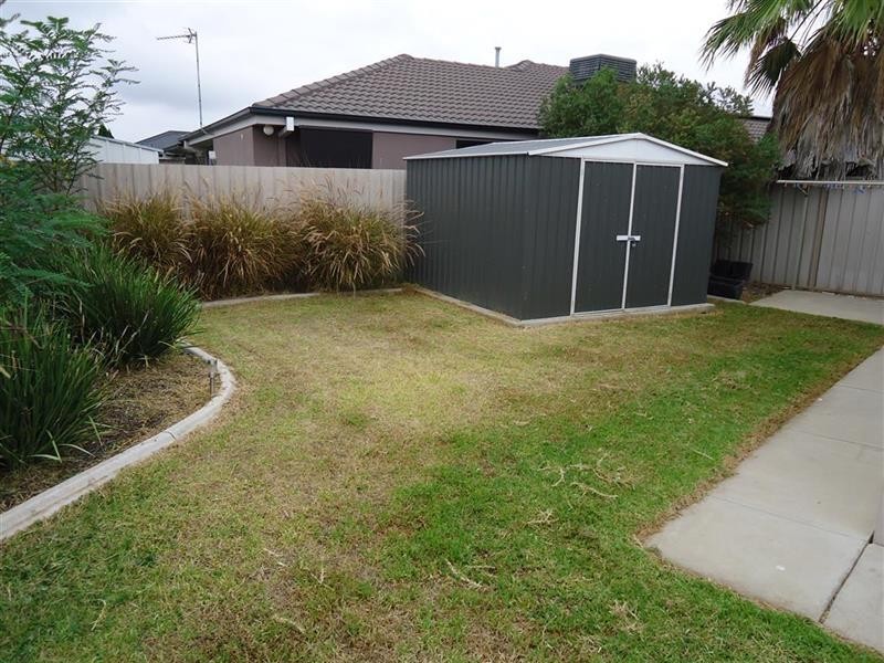 22 Womboin Cres, Wagga Wagga NSW 2650