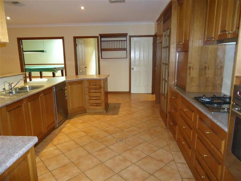 15 Lincoln Ave, Wagga Wagga NSW 2650