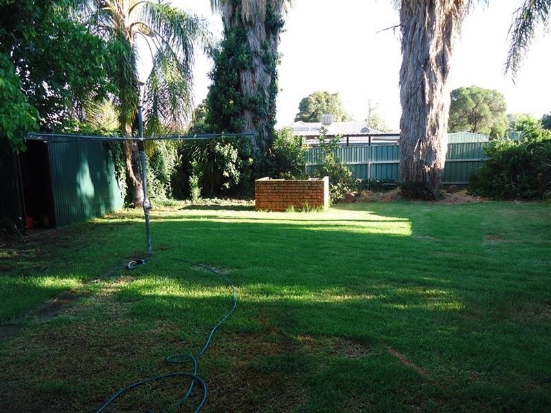 49 Crawford  St, Wagga Wagga NSW 2650