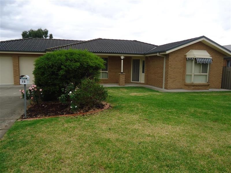 12 Gidgee Pl, Wagga Wagga NSW 2650