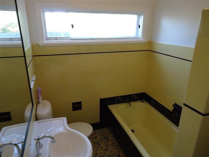 43 Northcott Pde, Wagga Wagga NSW 2650