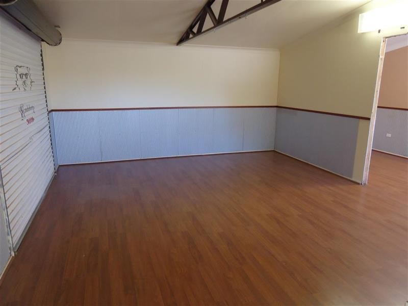 43 Northcott Pde, Wagga Wagga NSW 2650