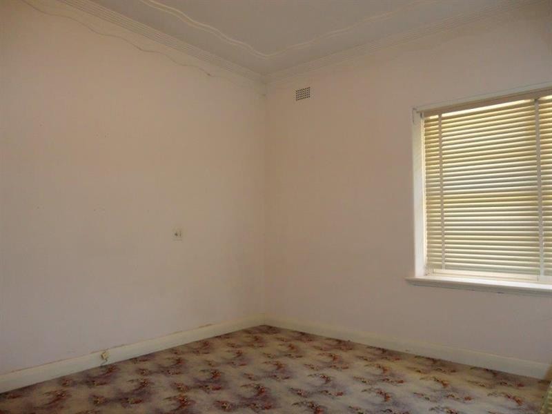 29 Athol St, Wagga Wagga NSW 2650