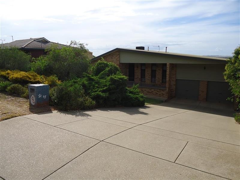41 Amaroo St, Wagga Wagga NSW 2650