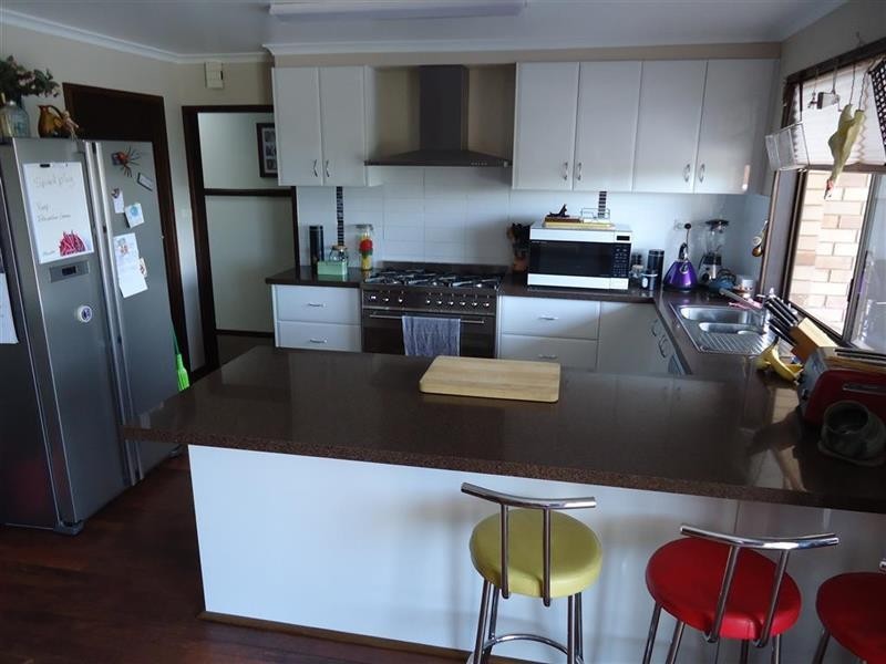 41 Amaroo St, Wagga Wagga NSW 2650