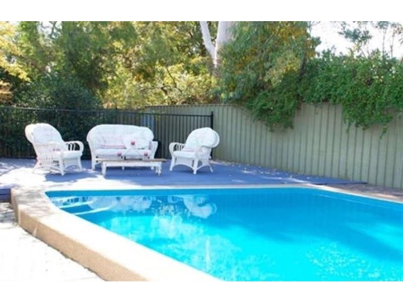 7 Lansdowne Ave, Wagga Wagga NSW 2650