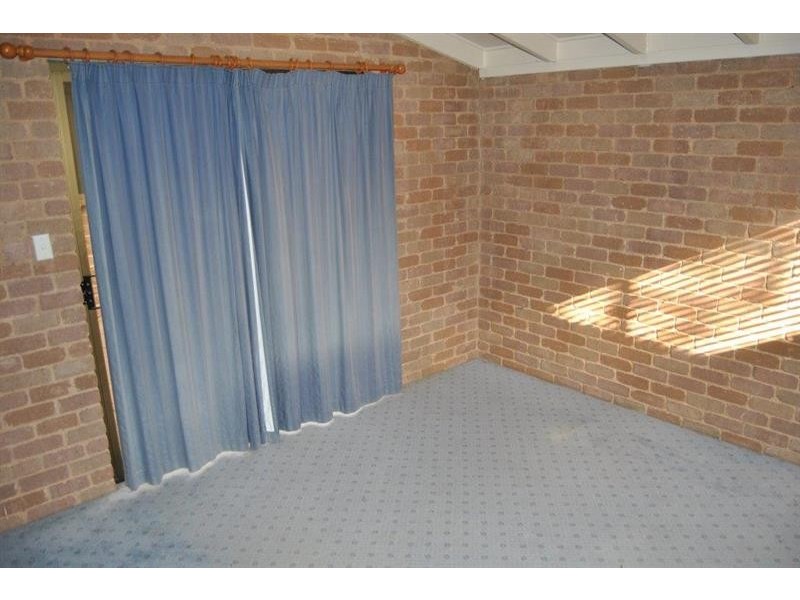 7 Lansdowne Ave, Wagga Wagga NSW 2650