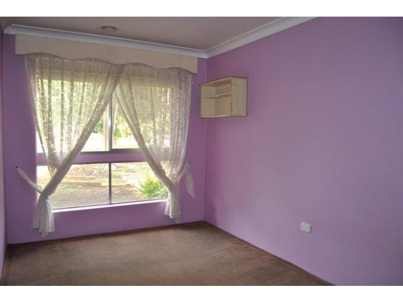 7 Lansdowne Ave, Wagga Wagga NSW 2650