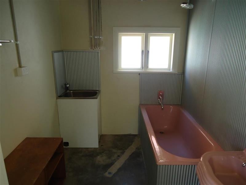 9 Fox St, Wagga Wagga NSW 2650