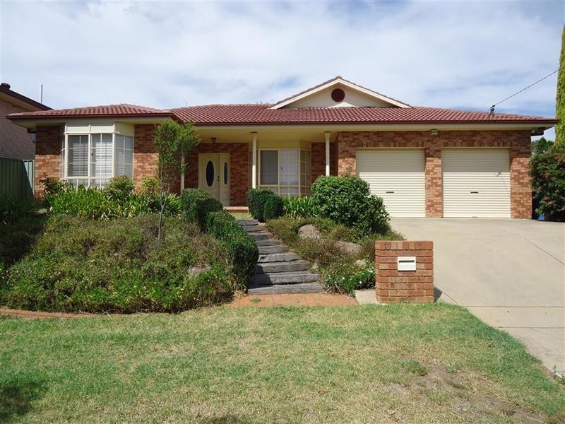 5 Malaya Dr, Wagga Wagga NSW 2650