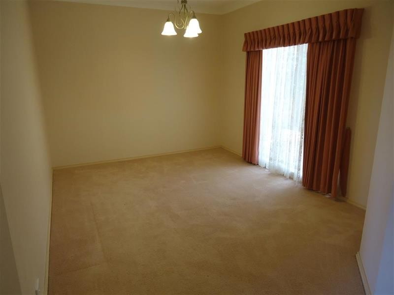 5 Malaya Dr, Wagga Wagga NSW 2650