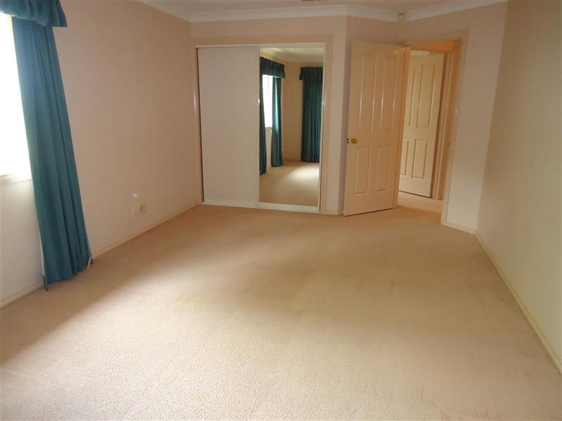 5 Malaya Dr, Wagga Wagga NSW 2650