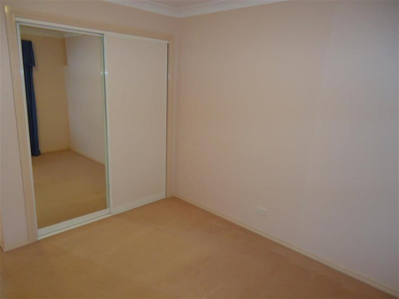 5 Malaya Dr, Wagga Wagga NSW 2650