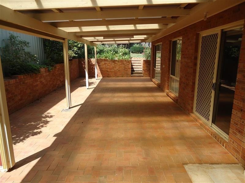 5 Malaya Dr, Wagga Wagga NSW 2650