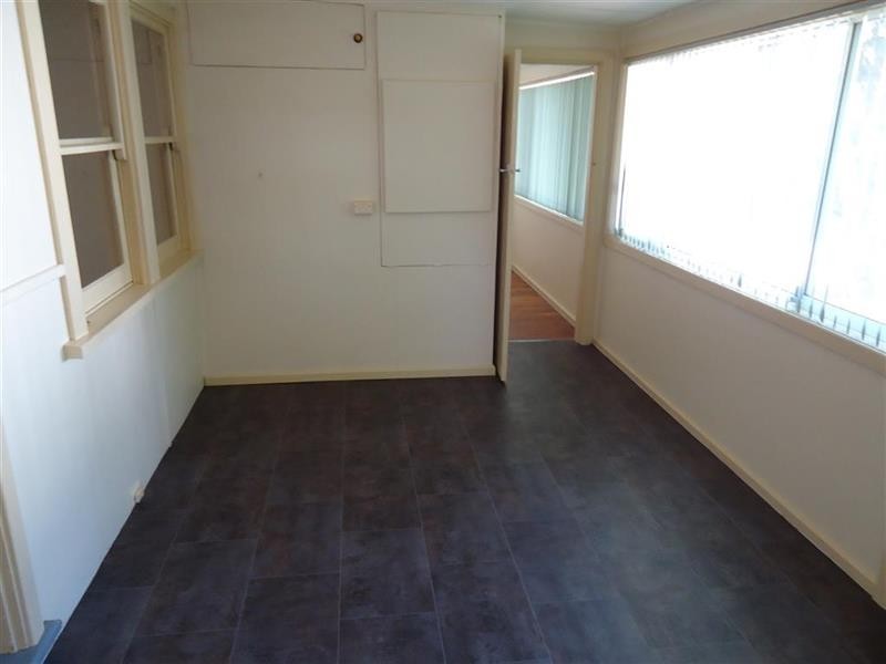 33 Mair St, Wagga Wagga NSW 2650