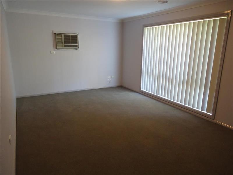 26 Balleroo Cres, Wagga Wagga NSW 2650