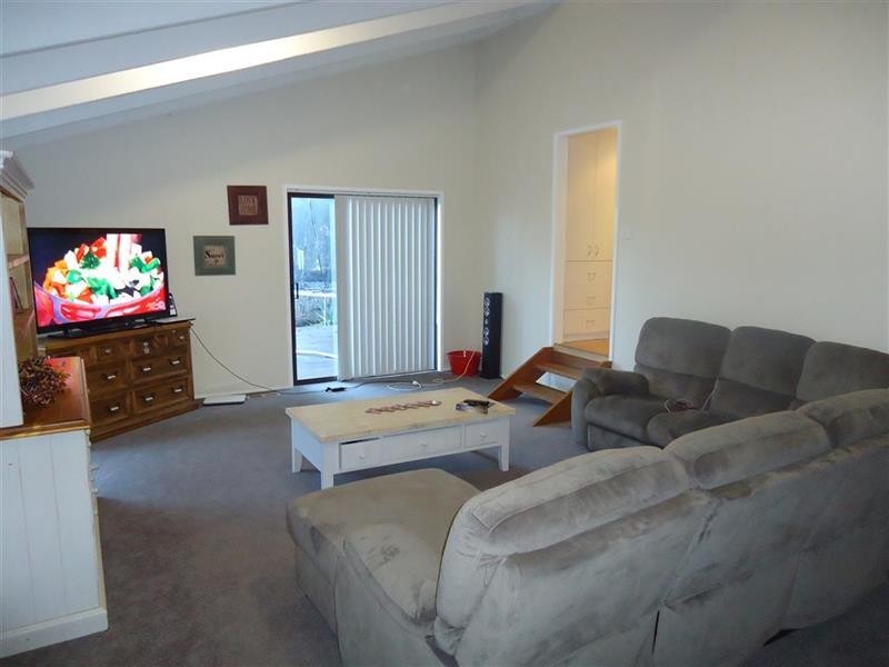 77 Stanley St, Wagga Wagga NSW 2650