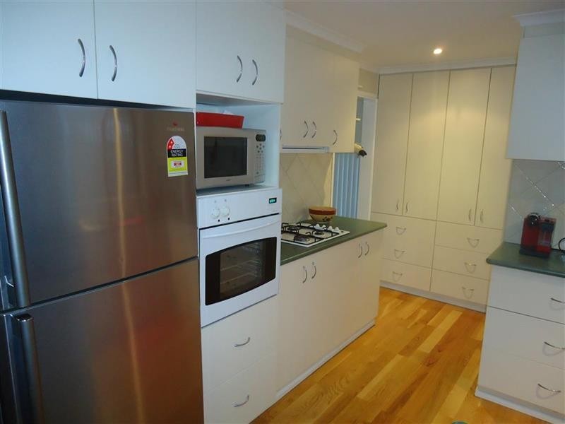 77 Stanley St, Wagga Wagga NSW 2650