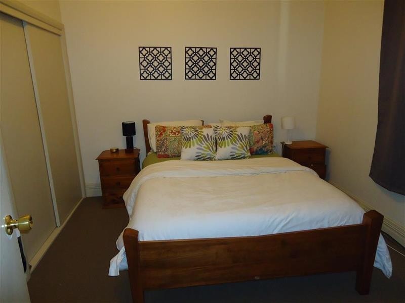 6 Sheppard St, Wagga Wagga NSW 2650