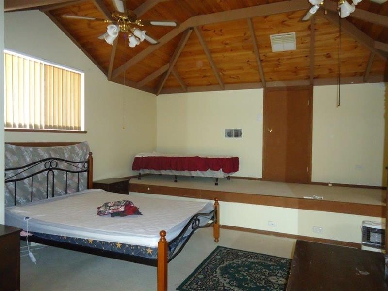 37 Gossett St, Wagga Wagga NSW 2650