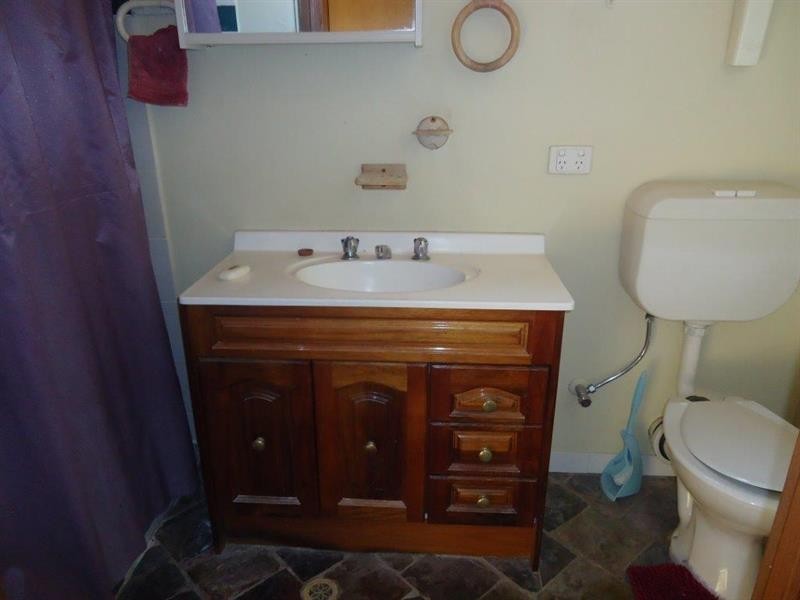 37 Gossett St, Wagga Wagga NSW 2650