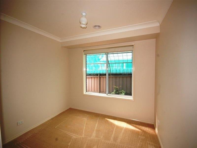 17 Bourkelands  Dr, Wagga Wagga NSW 2650