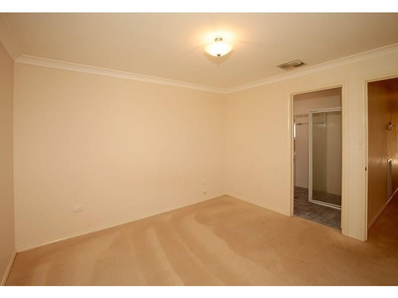 1D Nunkeri St, Wagga Wagga NSW 2650