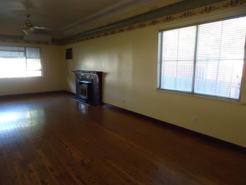 30 Northcott  Pde, Wagga Wagga NSW 2650