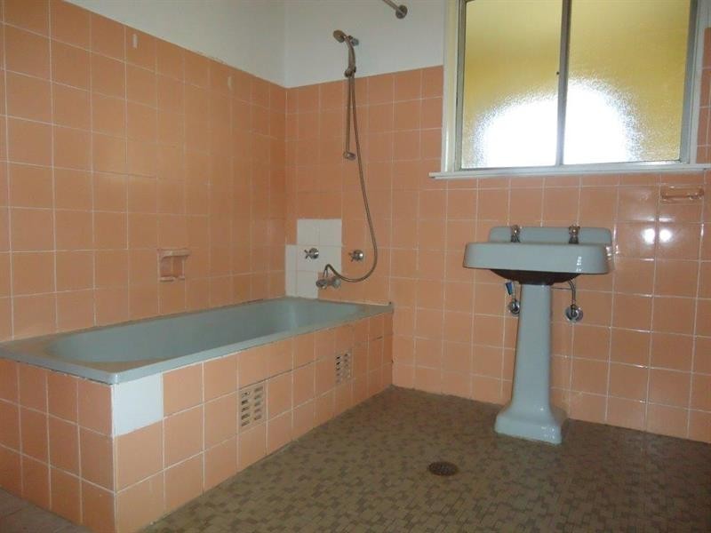 30 Northcott  Pde, Wagga Wagga NSW 2650