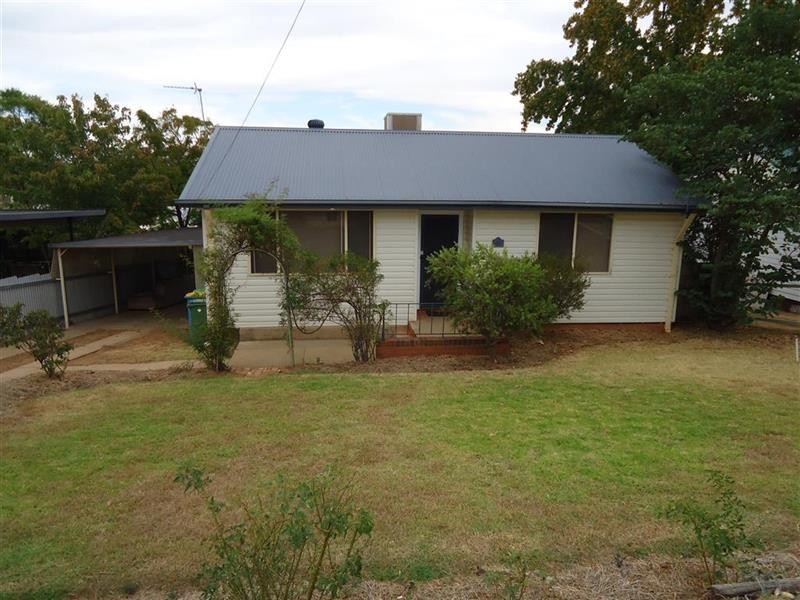 14 Condon Ave, Wagga Wagga NSW 2650