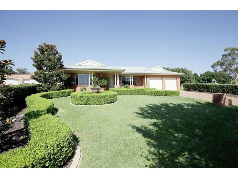 115 Undurra  Dr, Wagga Wagga NSW 2650