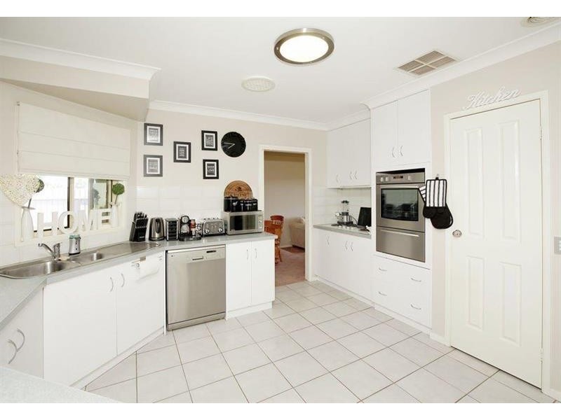 115 Undurra  Dr, Wagga Wagga NSW 2650