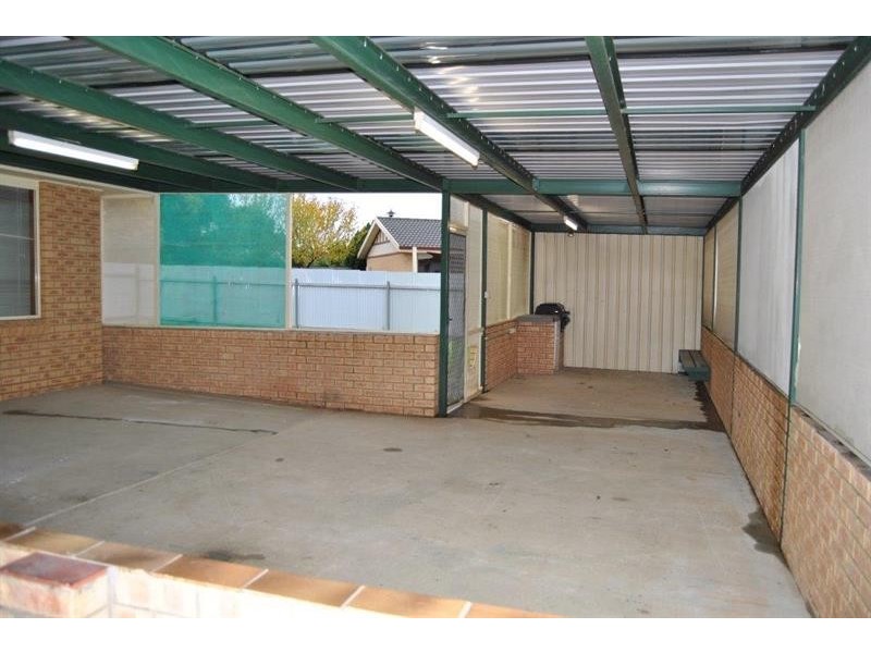 83 Dalman  Pkwy, Wagga Wagga NSW 2650