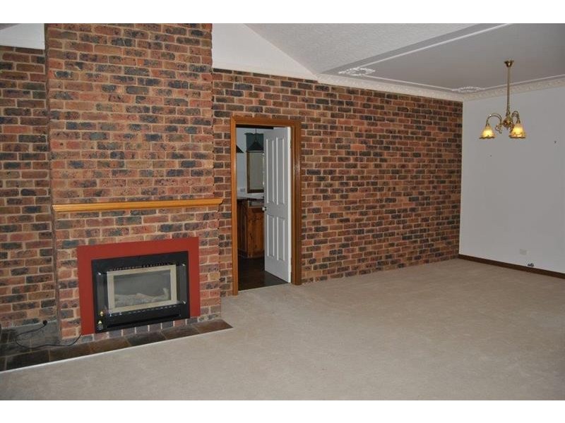 12 Matheson Pl, Wagga Wagga NSW 2650