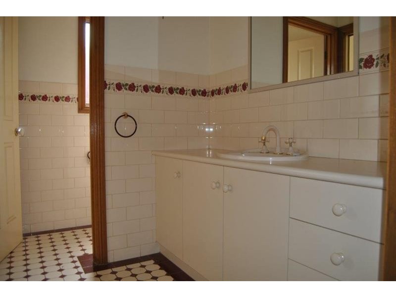 12 Matheson Pl, Wagga Wagga NSW 2650