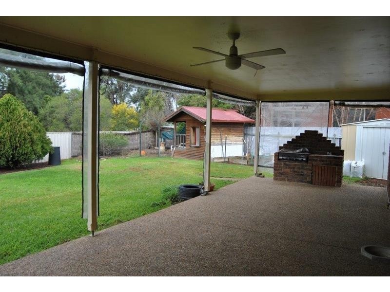 12 Matheson Pl, Wagga Wagga NSW 2650