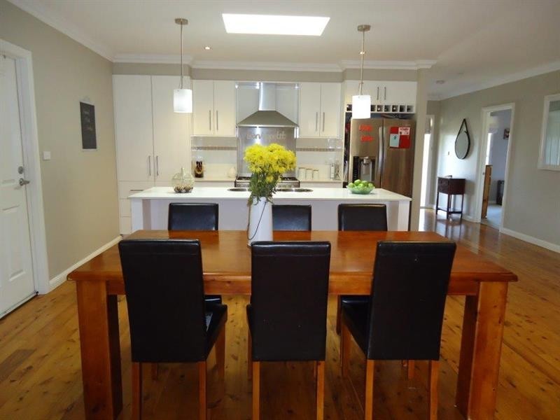 18 Wellington Ave, Wagga Wagga NSW 2650