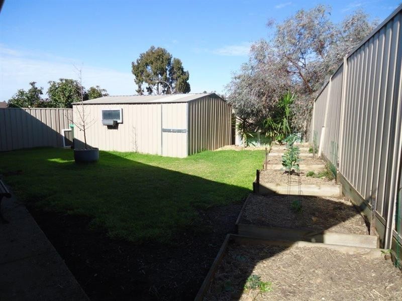 18 Wellington Ave, Wagga Wagga NSW 2650