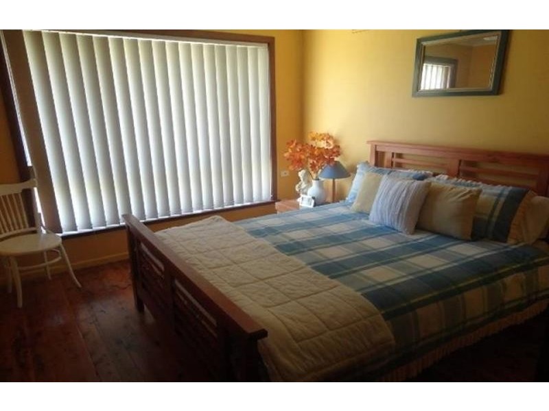 22 Huthwaite  St, Wagga Wagga NSW 2650