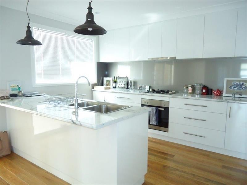 11 Paradise Dr, Gobbagombalin NSW 2650
