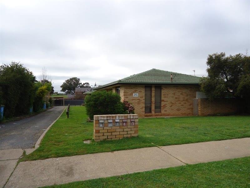 3/15 Edney St, Kooringal NSW 2650