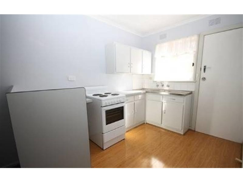 1/10 Higgins Ave, Wagga Wagga NSW 2650