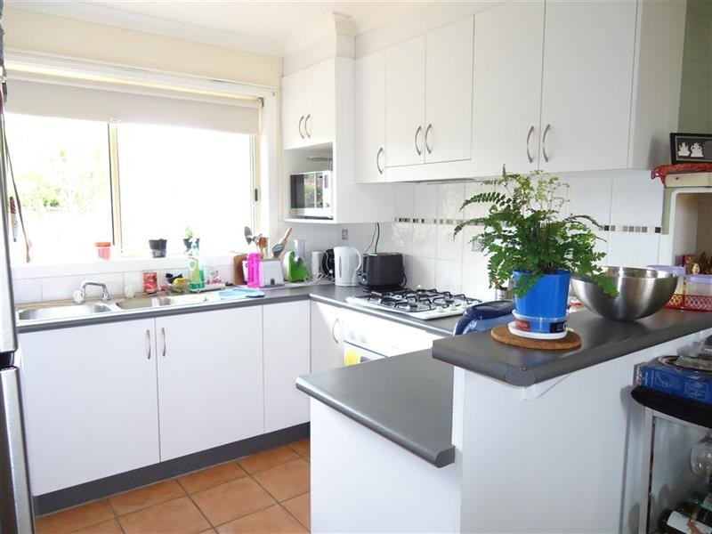 5 Clipper Way, Estella NSW 2650